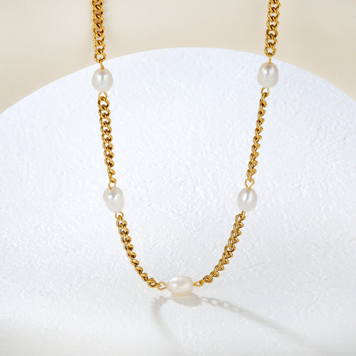 Collar BESHA